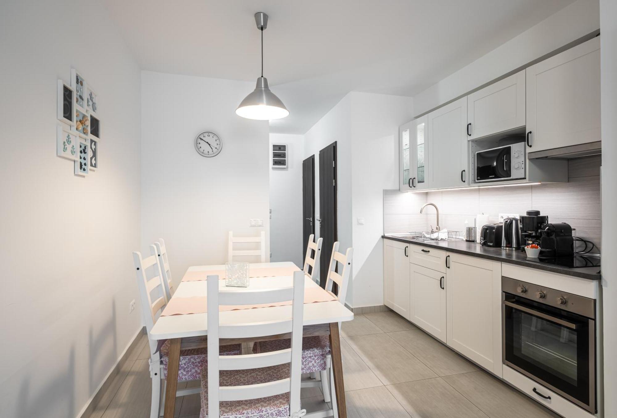 Aranymandula Apartmanok Balatonakali Exterior foto
