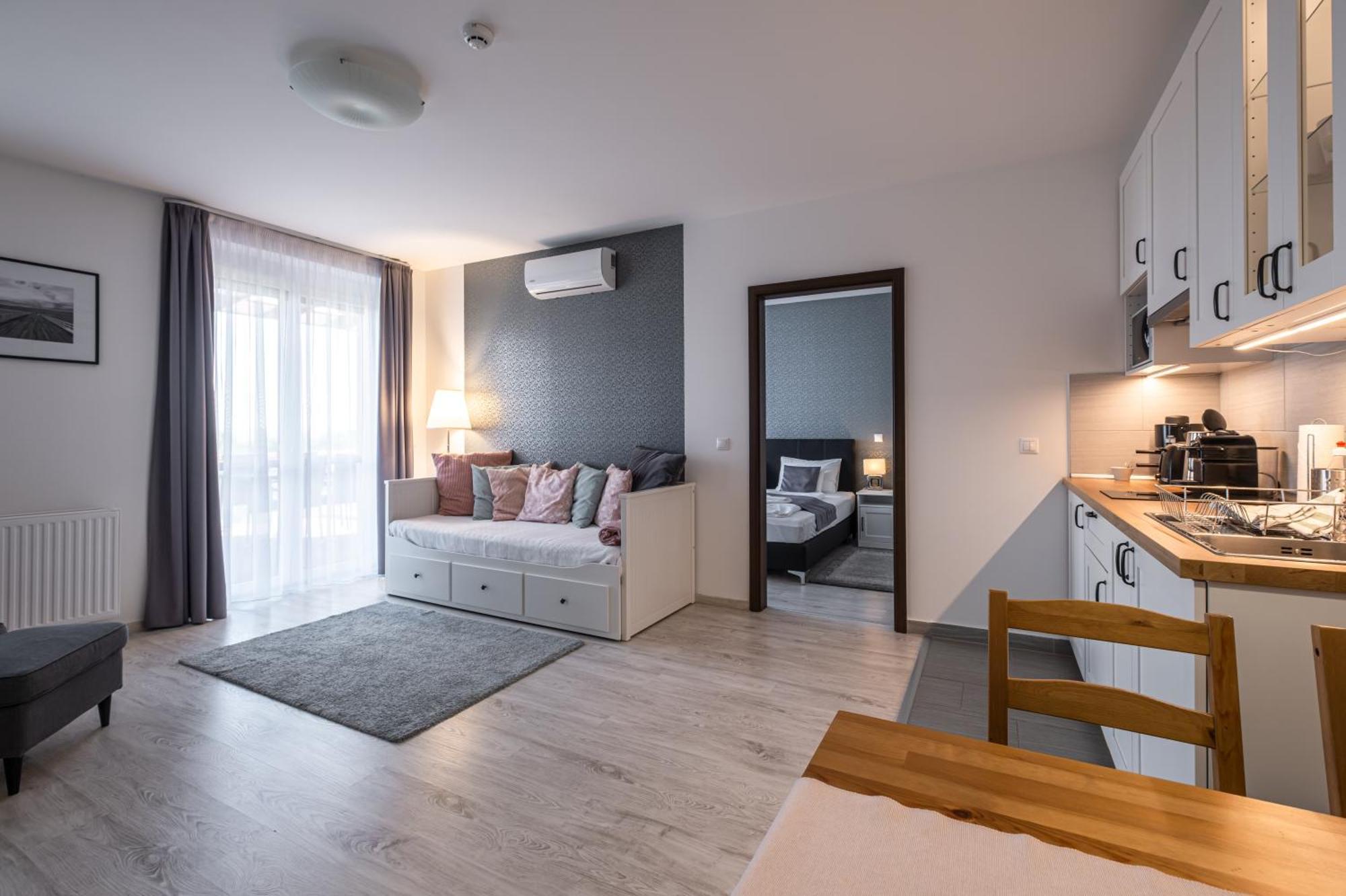 Aranymandula Apartmanok Balatonakali Exterior foto